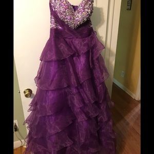 Size 10 long Glamour by Terani